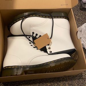 Women’s White Dr Martens Size 10